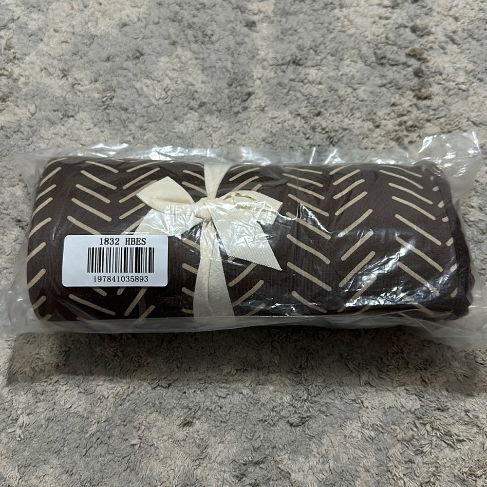 NWT espresso swaddle